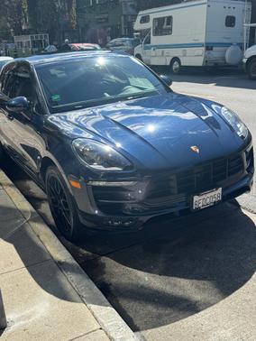 Blue 2018 Porsche Macan Macan GTS