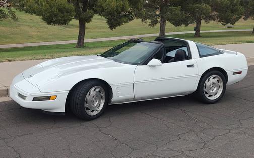 White 1996 Chevrolet Corvette Base