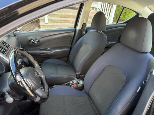 2012 Nissan Versa 1.6 SL