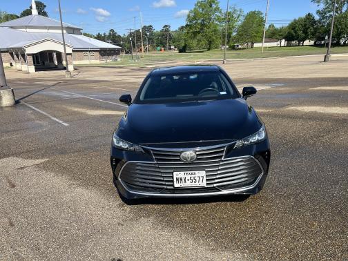 2019 Toyota Avalon XLE