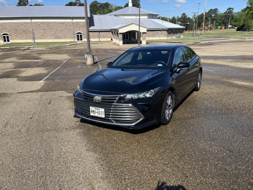 2019 Toyota Avalon XLE