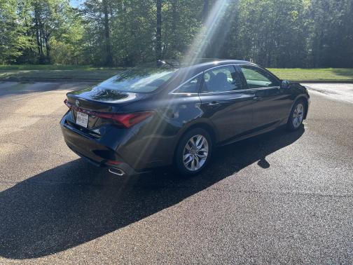 2019 Toyota Avalon XLE