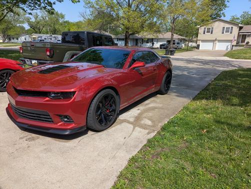 Red 2014 Chevrolet Camaro 1SS