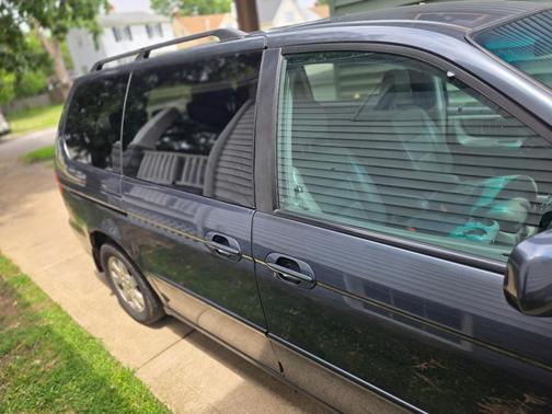 Green 2004 Honda Odyssey EX-L