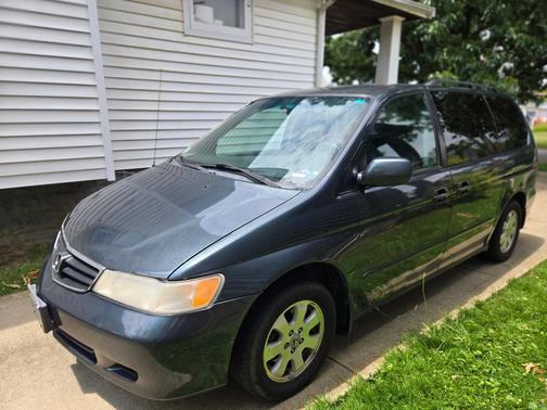 Green 2004 Honda Odyssey EX-L
