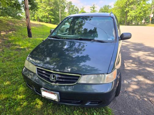 Green 2004 Honda Odyssey EX-L