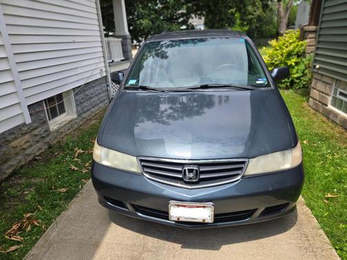 Green 2004 Honda Odyssey EX-L