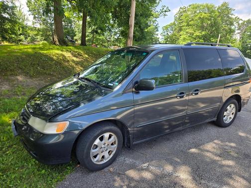 Green 2004 Honda Odyssey EX-L