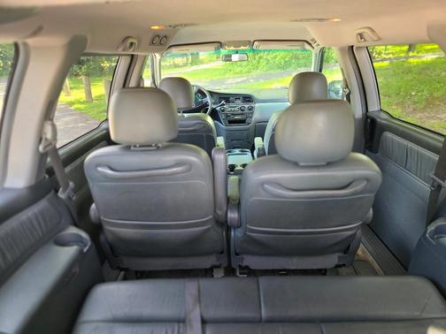 Green 2004 Honda Odyssey EX-L