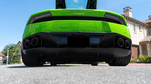 Green 2015 Lamborghini Huracan LP610-4