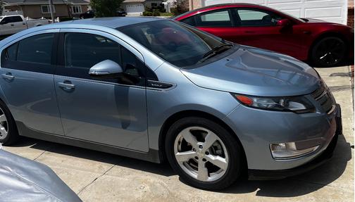 Blue 2014 Chevrolet Volt Base