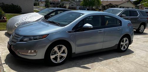 Blue 2014 Chevrolet Volt Base