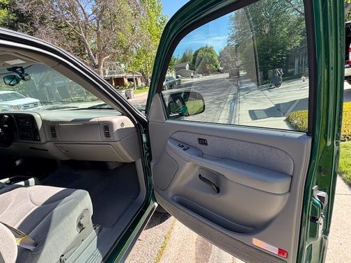 Green 2000 GMC Sierra 1500 SLE