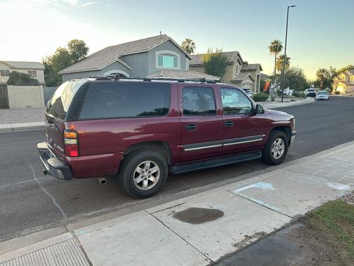 2004 Chevrolet Suburban 1500 LS