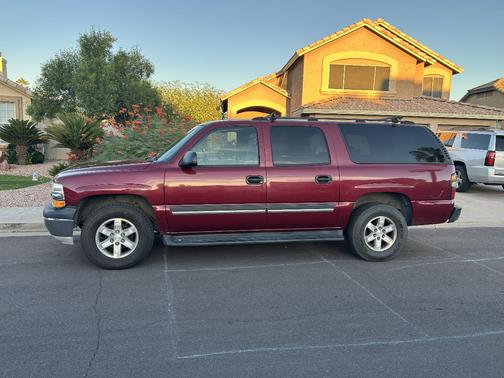 2004 Chevrolet Suburban 1500 LS