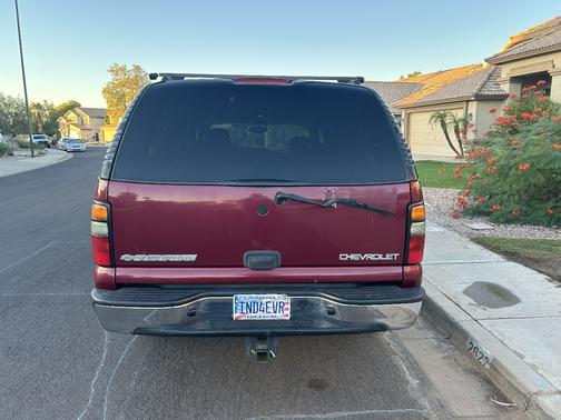 2004 Chevrolet Suburban 1500 LS