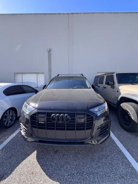 Black 2023 Audi Q7 55 Prestige
