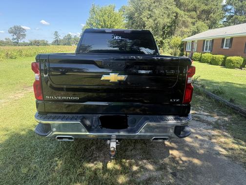 Black 2022 Chevrolet Silverado 1500 LTZ
