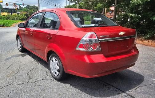 Red 2009 Chevrolet Aveo LT