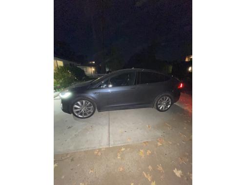 2016 Tesla Model X 90D