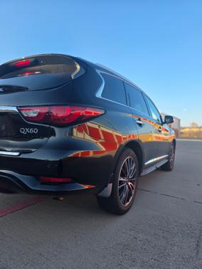 2018 INFINITI QX60 Base