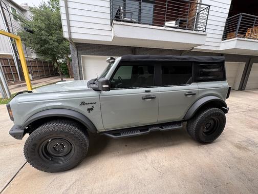 Gray 2021 Ford Bronco Badlands