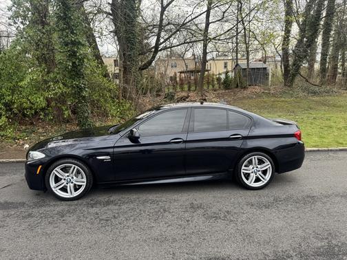2011 BMW 550 i xDrive