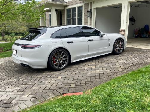 2018 Porsche Panamera Turbo Sport Turismo