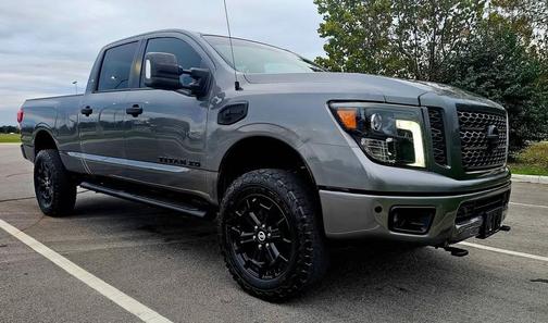 2019 Nissan Titan XD SL