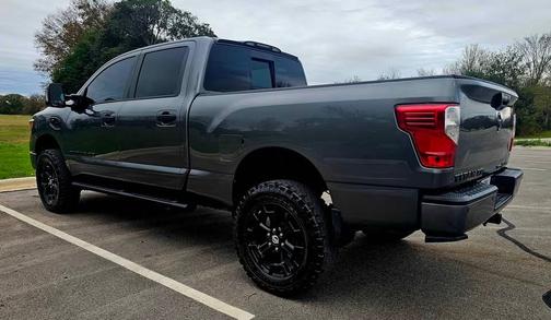 2019 Nissan Titan XD SL