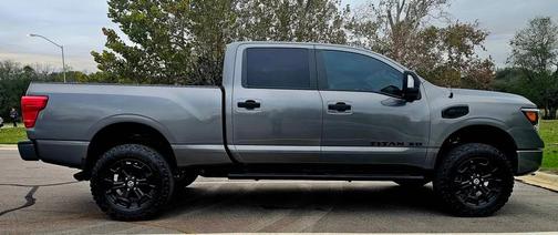 2019 Nissan Titan XD SL