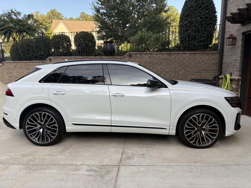 2024 Audi SQ8 4.0T Prestige