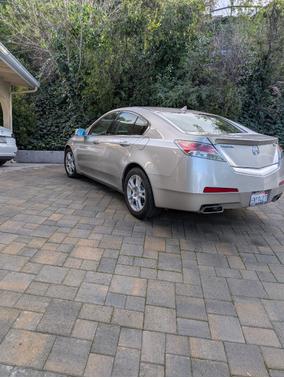 2010 Acura TL Technology