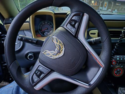 2013 Chevrolet Camaro 2LS