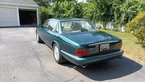 1995 Jaguar XJ6 Vanden Plas