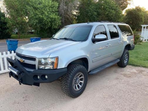 Silver 2013 Chevrolet Suburban 2500 LS
