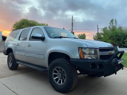 Silver 2013 Chevrolet Suburban 2500 LS