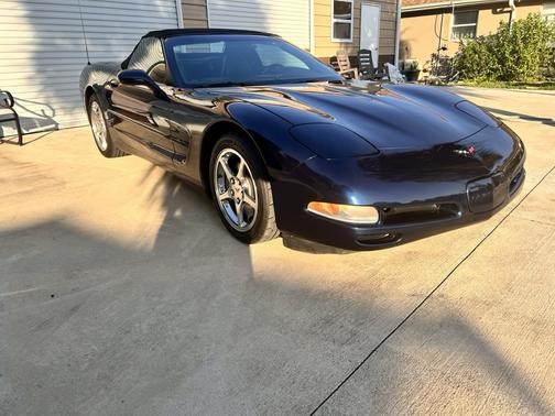 Blue 2000 Chevrolet Corvette Base