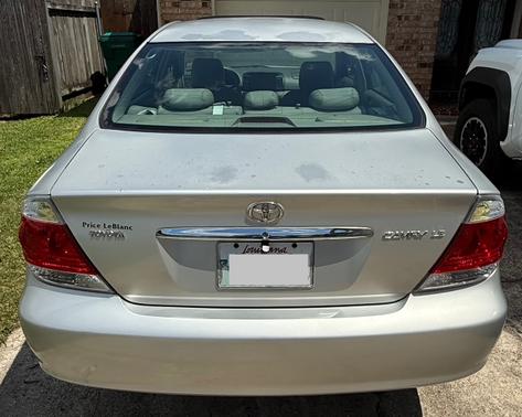 2005 Toyota Camry LE