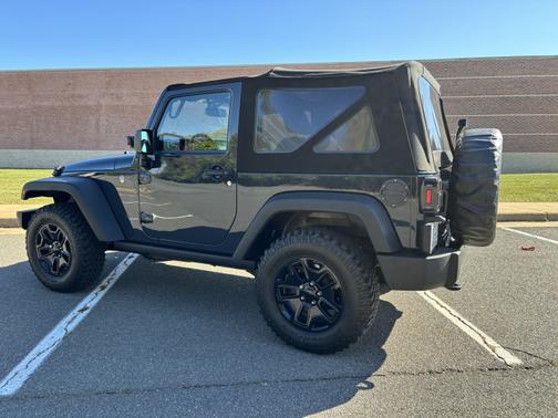 2017 Jeep Wrangler Willys Wheeler