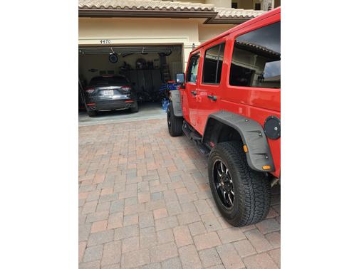 2013 Jeep Wrangler Unlimited Sahara