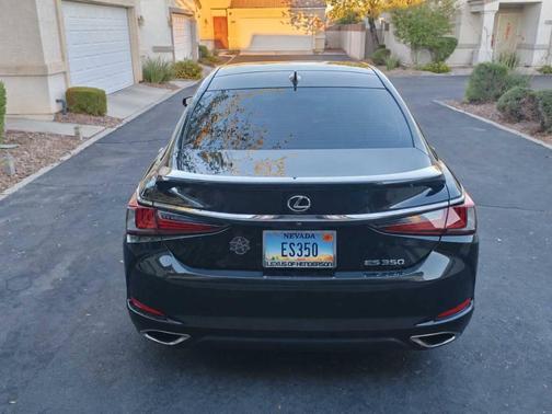 Black 2022 Lexus ES 350 Luxury