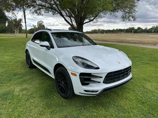 White 2016 Porsche Macan Macan Turbo