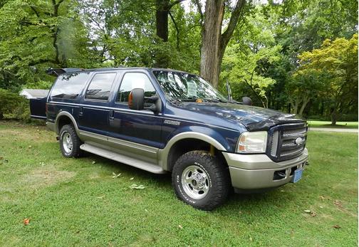 2005 Ford Excursion Eddie Bauer