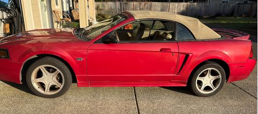 2000 Ford Mustang GT