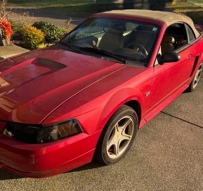 2000 Ford Mustang GT
