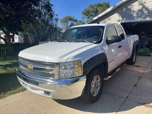 White 2013 Chevrolet Silverado 1500 LT