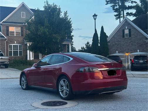2014 Tesla Model S 85
