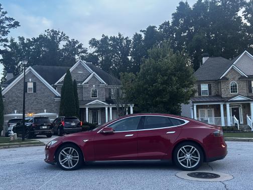2014 Tesla Model S 85