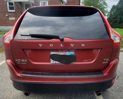 2011 Volvo XC60 T6 R-Design